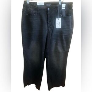 JUDY BLUE Black Jeans